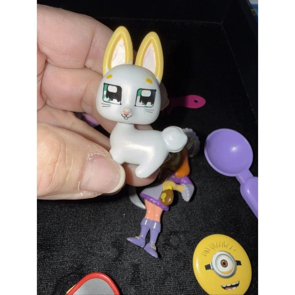 Lot of misc Mini‎ Figures. 5354